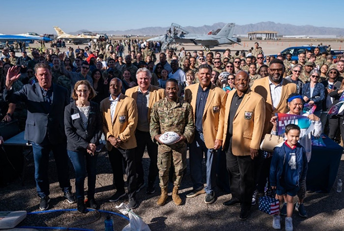 group photo of particiapants at the Salute to Service event.